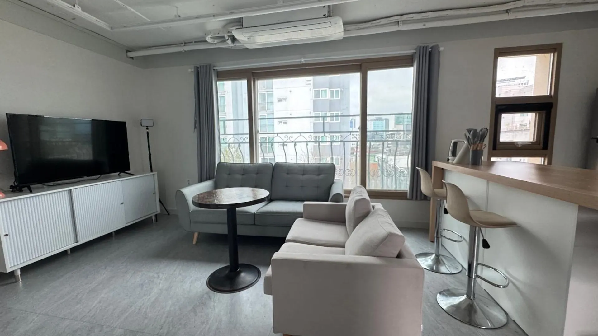 601, Seongsu Station Jungnangcheon Cherry Blossom Road Han River Airport Busの連絡先