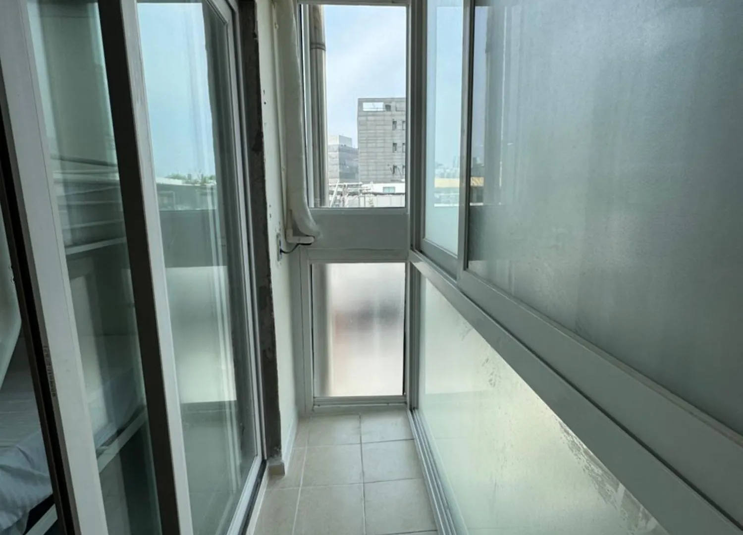 Apartamento 601, Seongsu Station Jungnangcheon Cherry Blossom Road Han River Airport Bus Seúl